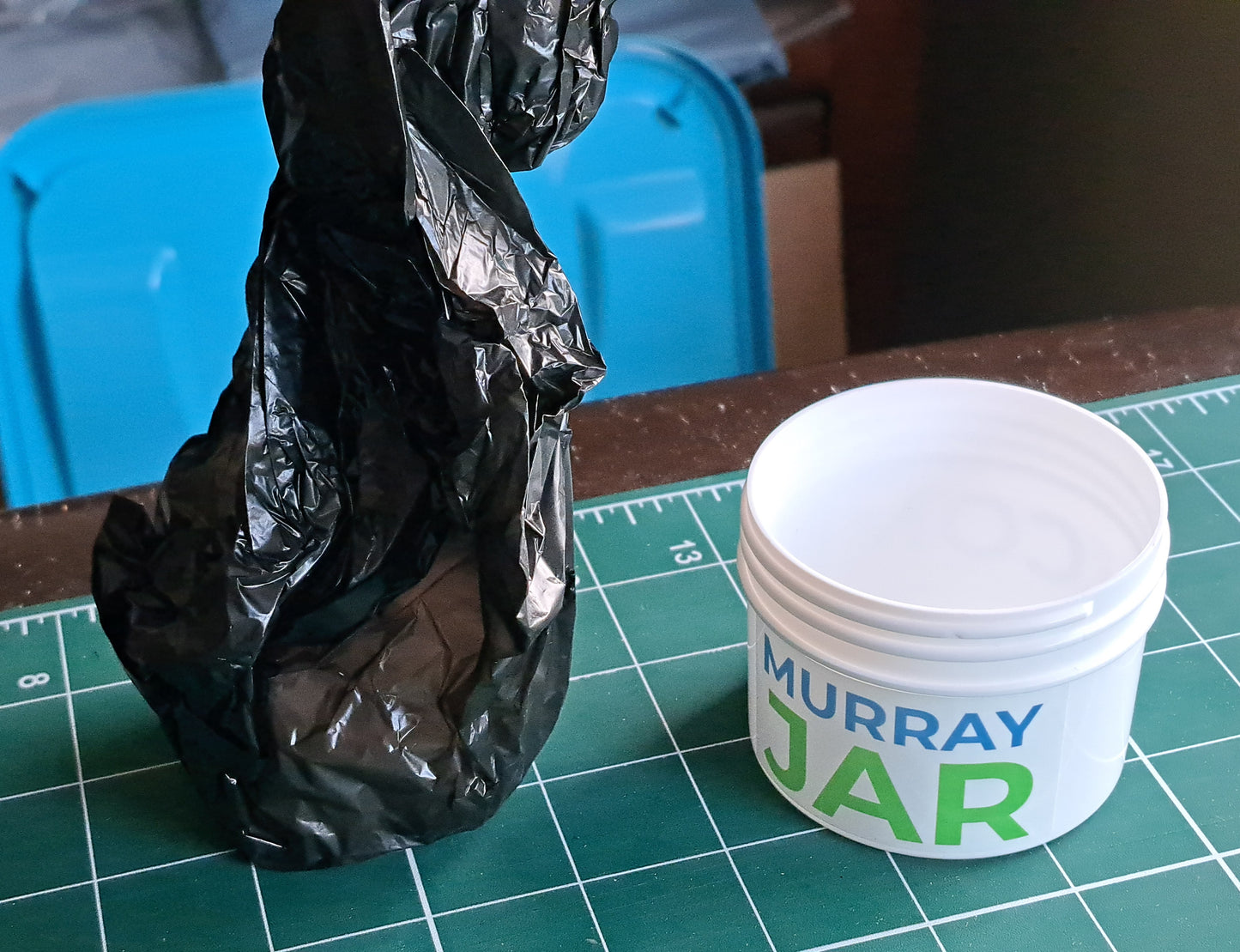 Murray Jar The Portable bin for dog walkers 150ml